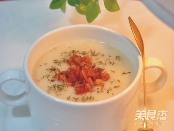 培根土豆?jié)鉁淖龇?咸鮮味煮菜譜-易網(wǎng)健康養(yǎng)生網(wǎng) 培根土豆?jié)鉁淖龇?咸鮮味煮菜譜
