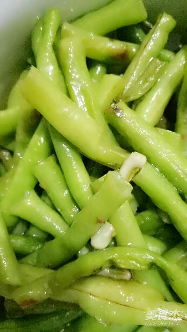 清炒豆角的做法-家常味炒菜譜-易網(wǎng)健康養(yǎng)生網(wǎng) 清炒豆角的做法-家常味炒菜譜