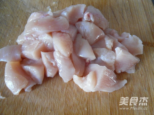 糖醋雞丁的做法-家常味炸菜譜-易網健康養生網 糖醋雞丁的做法-家常味炸菜譜