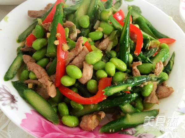 蘆筍肉絲的做法-家常味炒菜譜-易網健康養生網 蘆筍肉絲的做法-家常味炒菜譜