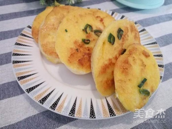 蔥香雞蛋煎饅頭片的做法-蔥香味煎菜譜-易網(wǎng)健康養(yǎng)生網(wǎng) 蔥香雞蛋煎饅頭片的做法-蔥香味煎菜譜