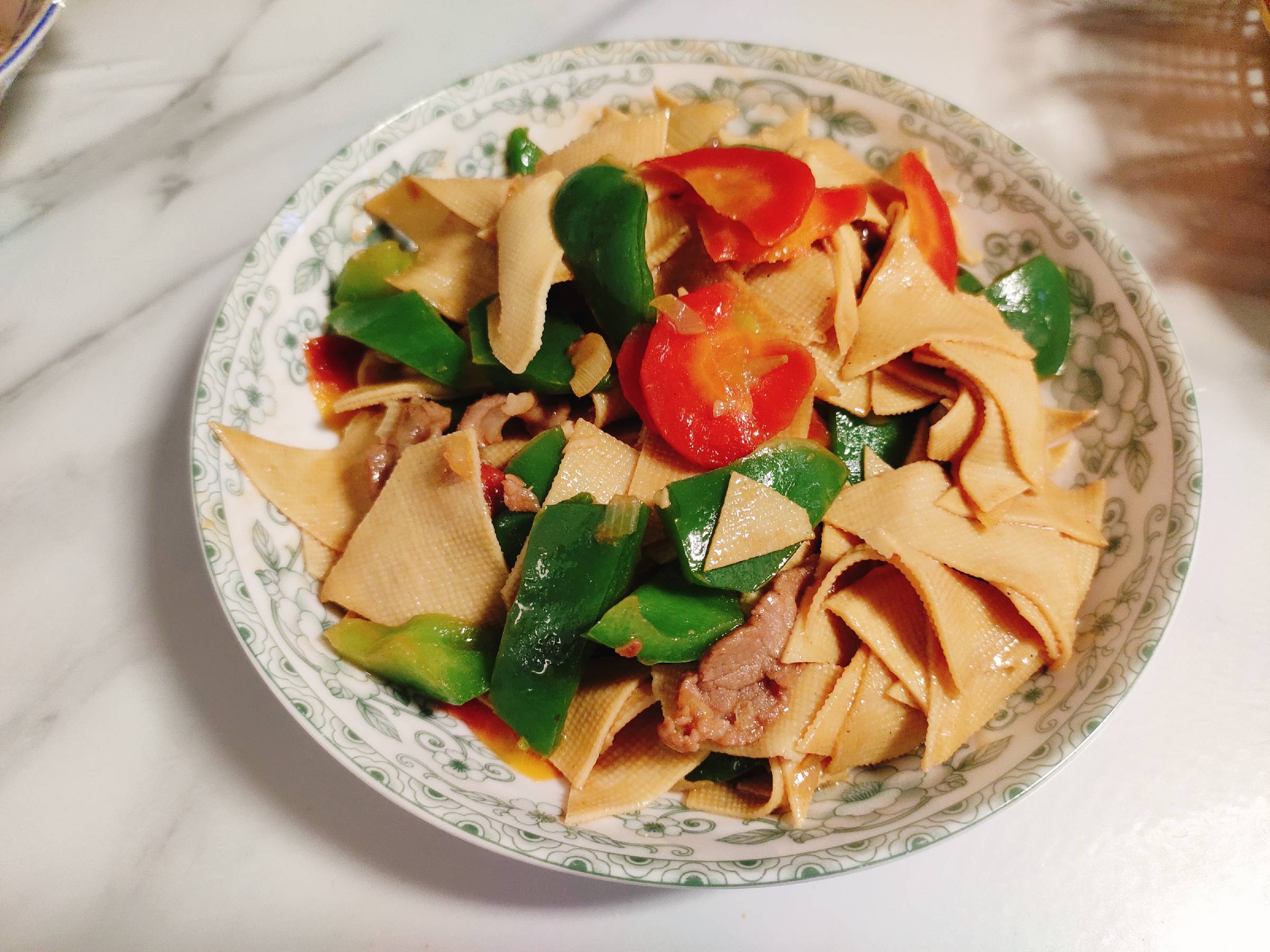肉炒干豆腐的做法-咸鮮味炒菜譜-易網健康養生網 肉炒干豆腐的做法-咸鮮味炒菜譜