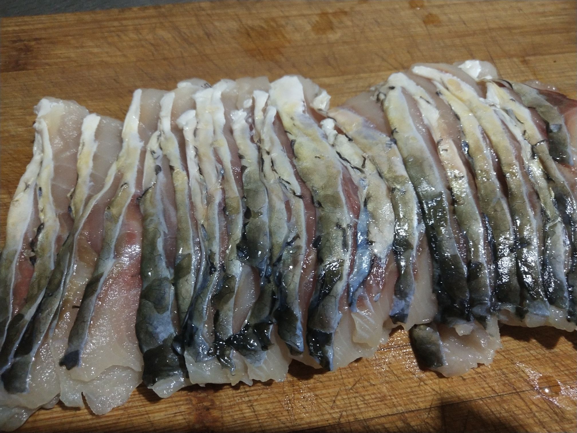 平菇燴魚片的做法-酸甜味燴菜譜-易網(wǎng)<a href=http://www.weilaijie.cn/ target=_blank class=infotextkey>健康養(yǎng)生</a>網(wǎng) 平菇燴魚片的做法-酸甜味燴菜譜