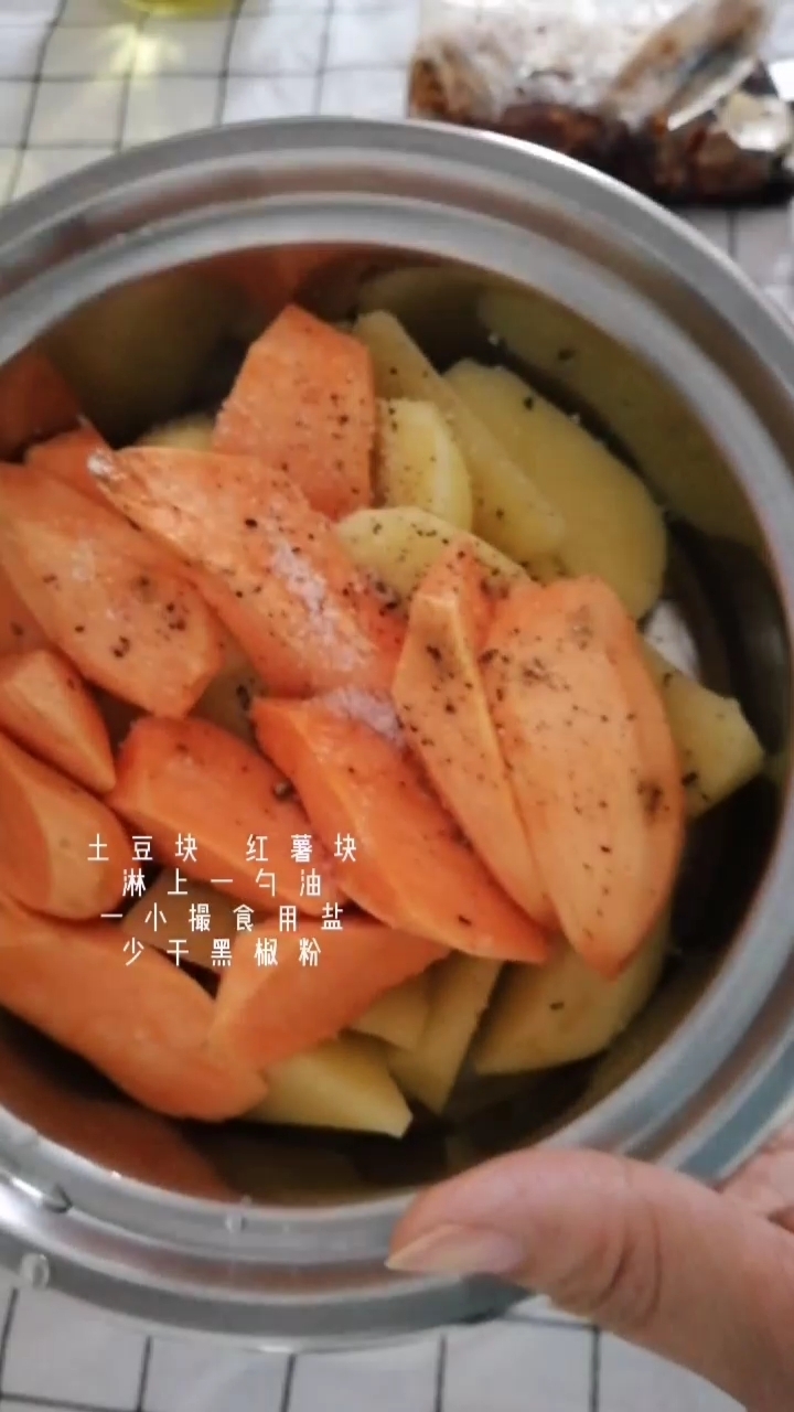 快手烤箱菜集合之烤脆皮雞腿(含薯塊)的做法-家常味烤菜譜-易網健康養生網 快手烤箱菜集合之烤脆皮雞腿(含薯塊)的做法-家常味烤菜譜