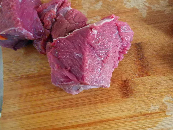 豌豆仁炒牛肉的做法-家常味炒菜譜-易網<a href=http://www.weilaijie.cn/ target=_blank class=infotextkey>健康養生</a>網 豌豆仁炒牛肉的做法-家常味炒菜譜