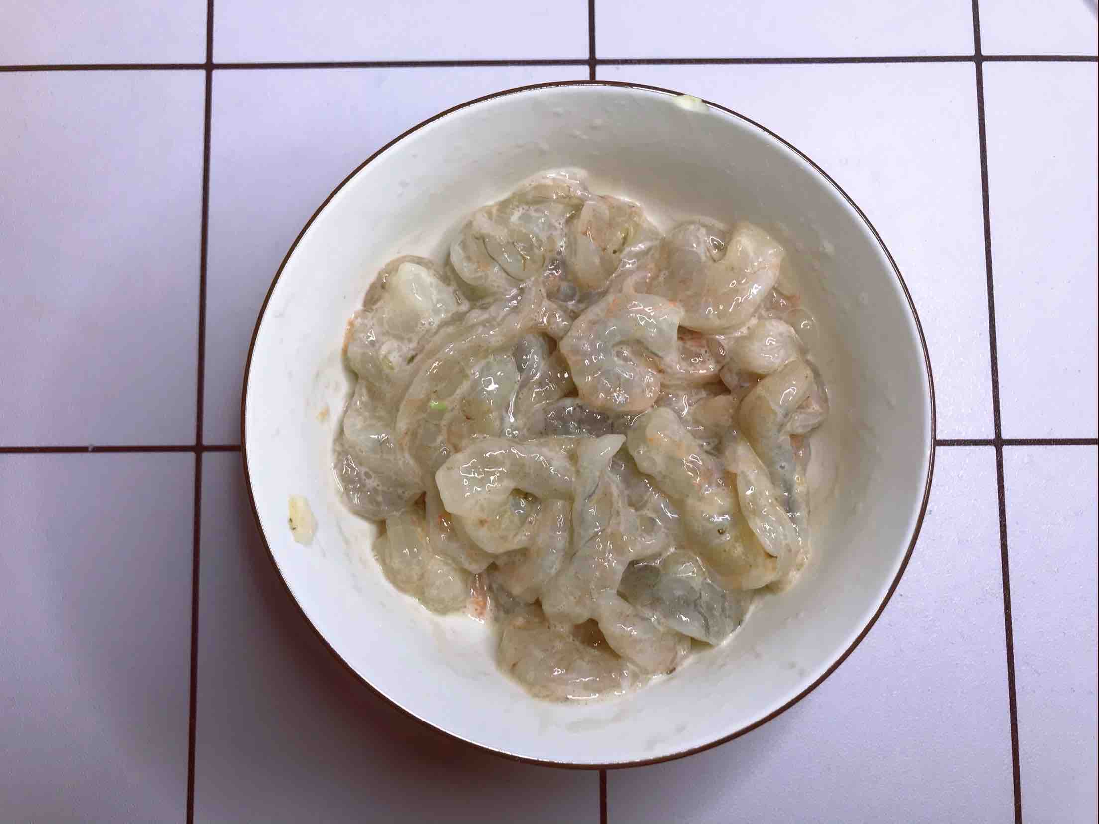 蔥爆蝦仁的做法-咸鮮味炒菜譜-易網(wǎng)健康養(yǎng)生網(wǎng) 蔥爆蝦仁的做法-咸鮮味炒菜譜