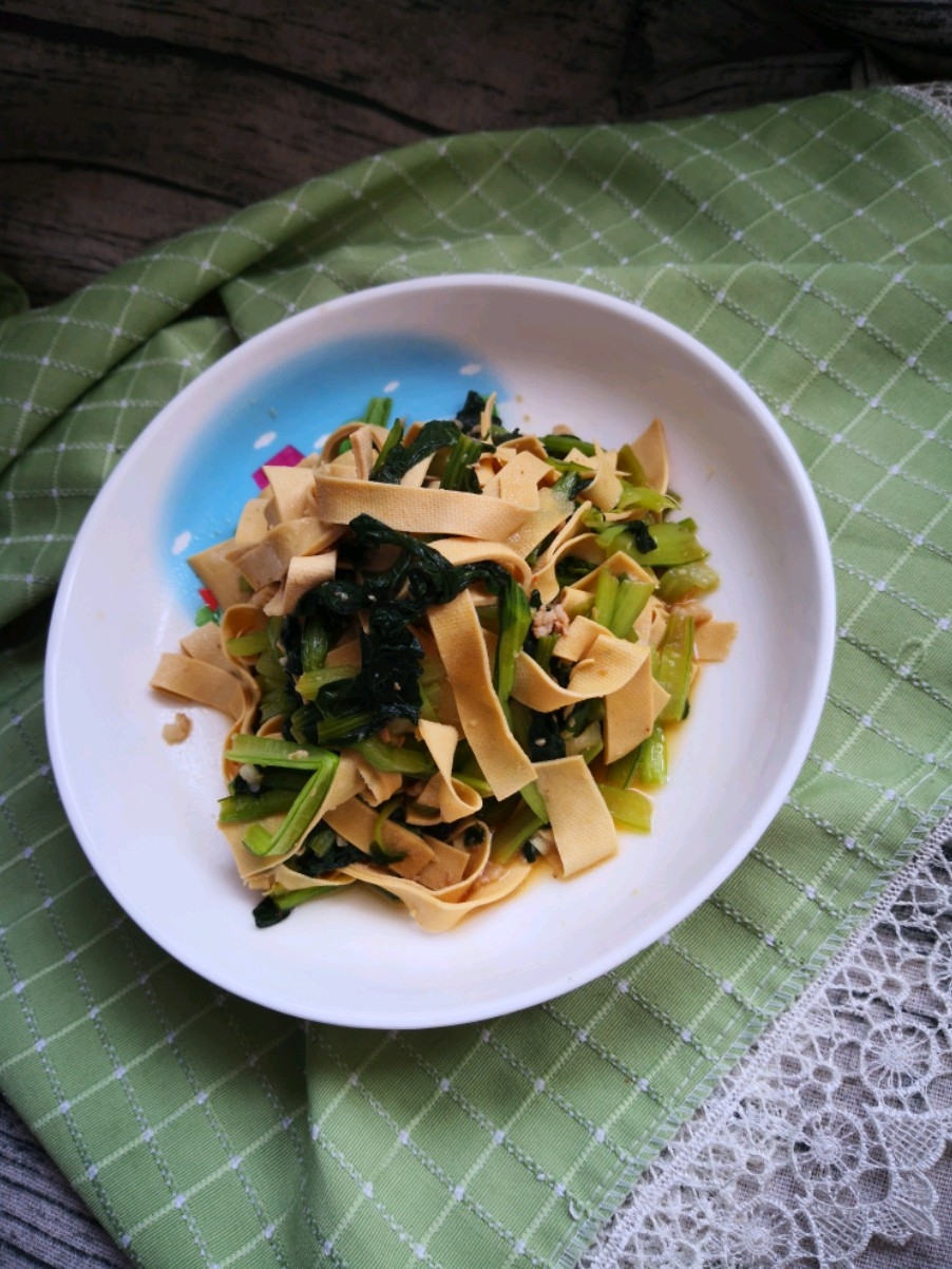 烏塌菜炒豆皮的做法-家常味炒菜譜