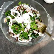 晚飯吃低脂低燒，堅持不懈30天腰細甩贅肉的作法-奶香味拌食譜