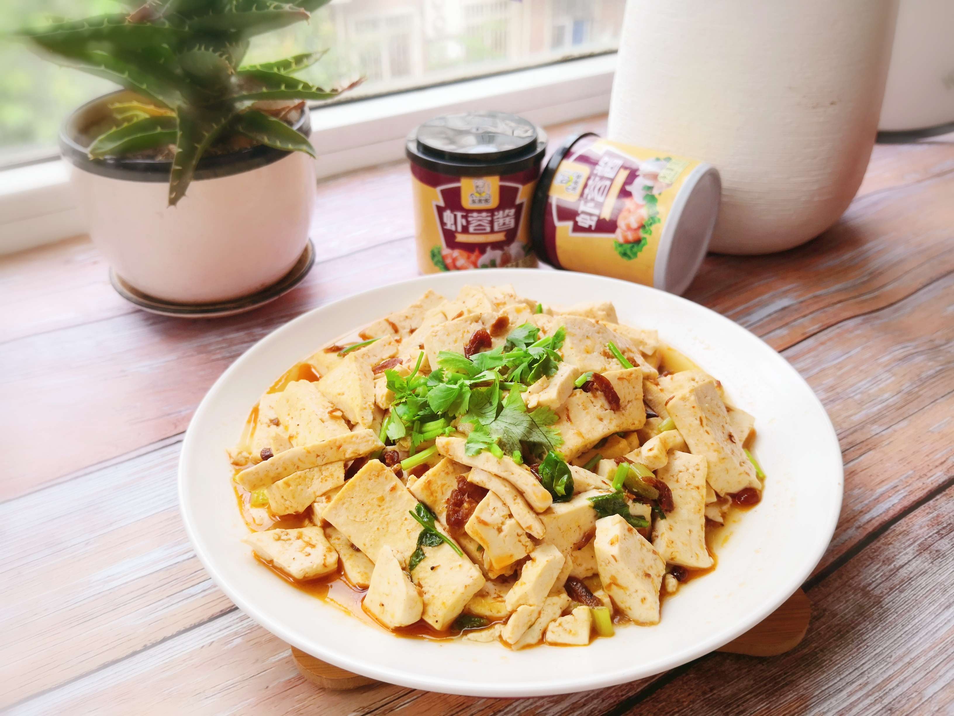 蝦蓉豆腐的做法-香辣味燉菜譜-易網(wǎng)健康養(yǎng)生網(wǎng) 蝦蓉豆腐的做法-香辣味燉菜譜