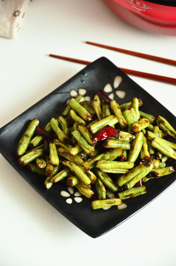 干煸蕓豆的做法-家常味炒菜譜-易網(wǎng)健康養(yǎng)生網(wǎng) 干煸蕓豆的做法-家常味炒菜譜