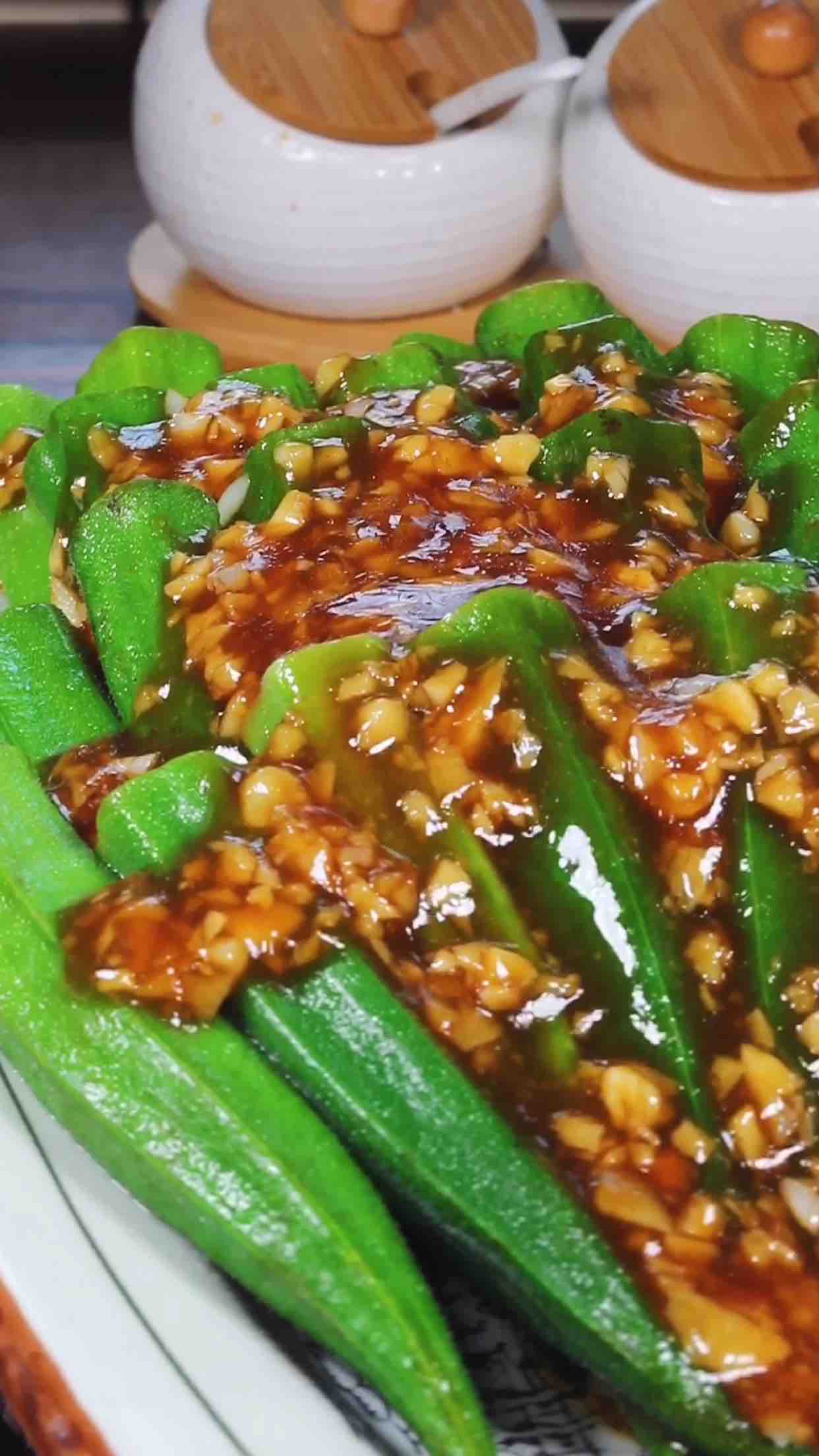 蒜蓉秋葵的做法-蒜香味拌菜譜-易網健康養生網 蒜蓉秋葵的做法-蒜香味拌菜譜