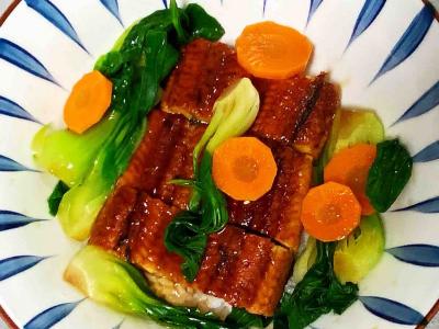 炒外匯論壇孕婦食譜炒外匯開戶日式風格蒲燒鰻魚飯，醬汁濃厚、肉質香嫩，意猶未盡～的作法-清甜味蒸食譜