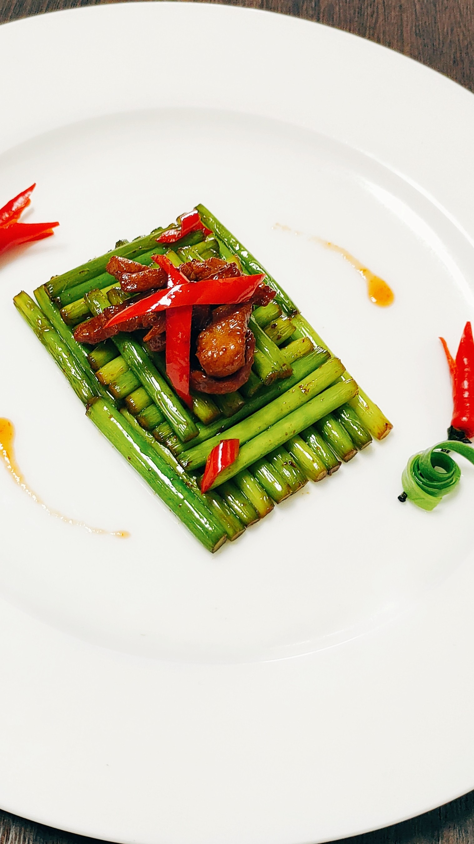 蒜薹炒肉的做法-家常味炒菜譜-易網健康養生網 蒜薹炒肉的做法-家常味炒菜譜