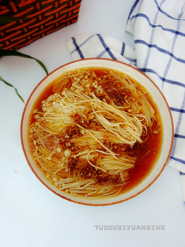 蒸蒜蓉金針菇的做法-蒜香味蒸菜譜