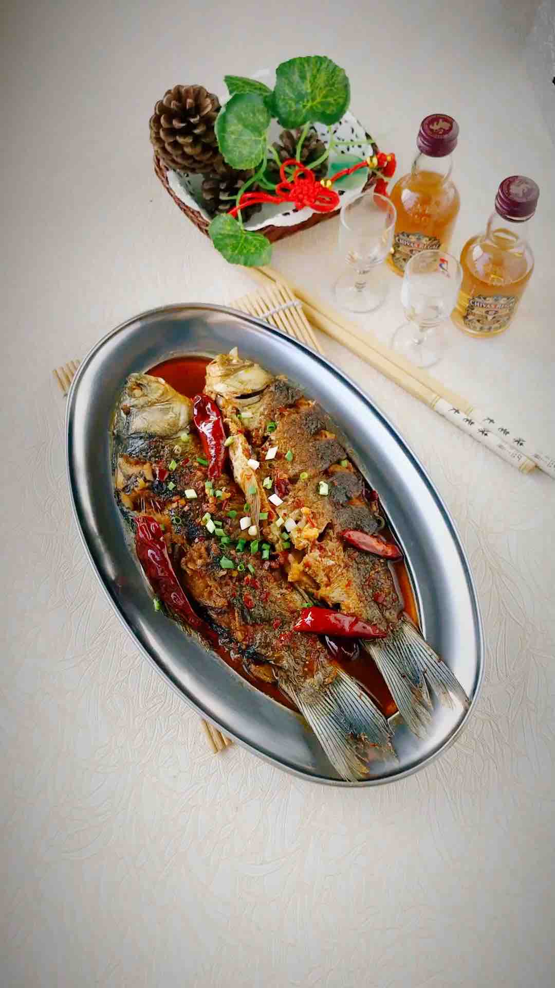 麻辣鯽魚的做法-麻辣味燒菜譜