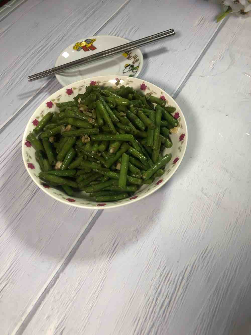 素炒豆角的做法-家常味炒菜譜-易網健康養生網 素炒豆角的做法-家常味炒菜譜