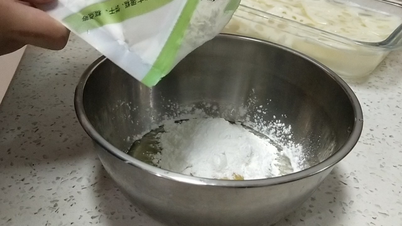 網(wǎng)紅小零食香酥藕片的做法-家常味炸菜譜