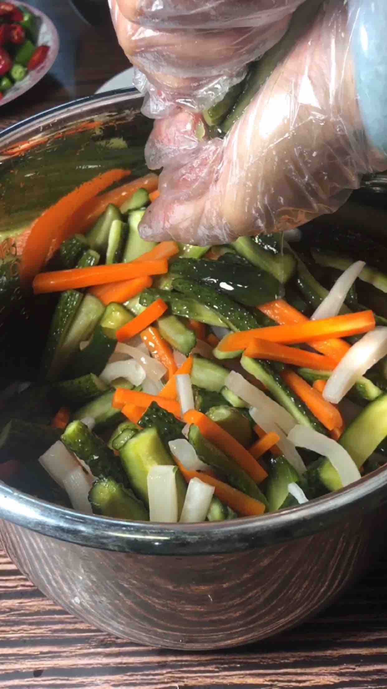 香辣黃瓜小菜的做法-香辣味腌菜譜