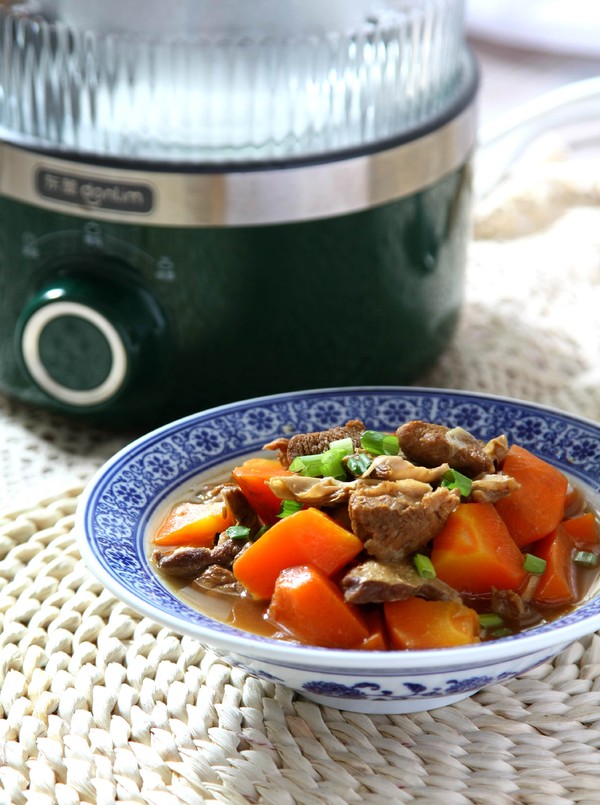 #冬至大如年#胡蘿卜燜羊肉的做法-咸鮮味煮菜譜-易網(wǎng)健康養(yǎng)生網(wǎng) #冬至大如年#胡蘿卜燜羊肉的做法-咸鮮味煮菜譜