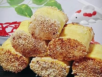 土豆的高大上做法，春節家宴備受歡迎…土豆泥黃金卷的做法-咸鮮味其它工藝菜譜