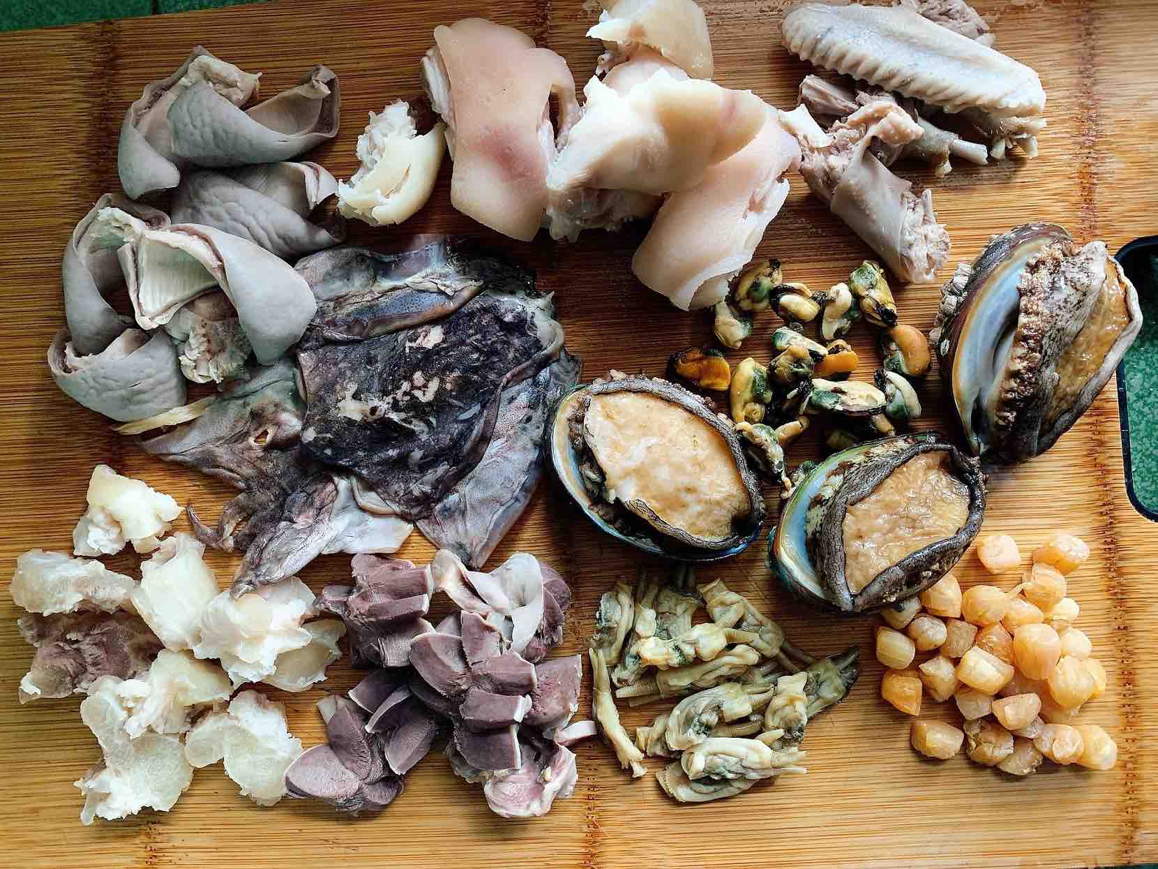食材“八仙過(guò)海各顯神通”一壇鮮的不得了的做法-咸鮮味燉菜譜-易網(wǎng)<a href=http://www.weilaijie.cn/ target=_blank class=infotextkey>健康養(yǎng)生</a>網(wǎng) 食材“八仙過(guò)海各顯神通”一壇鮮的不得了的做法-咸鮮味燉菜譜