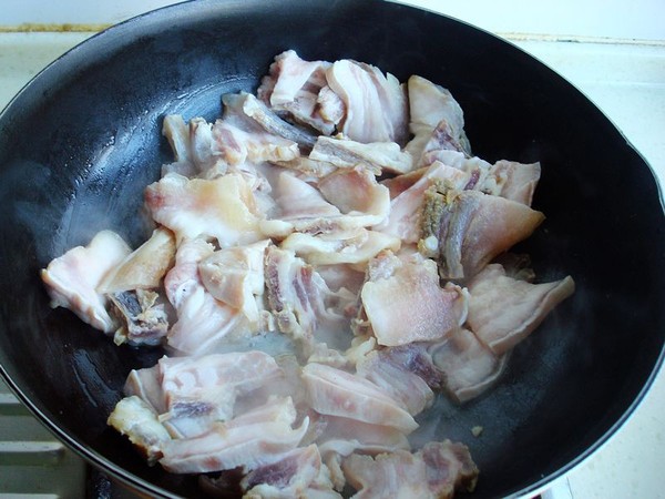電飯煲蘿卜燉臘肉的做法-家常味燉菜譜-易網健康養生網 電飯煲蘿卜燉臘肉的做法-家常味燉菜譜