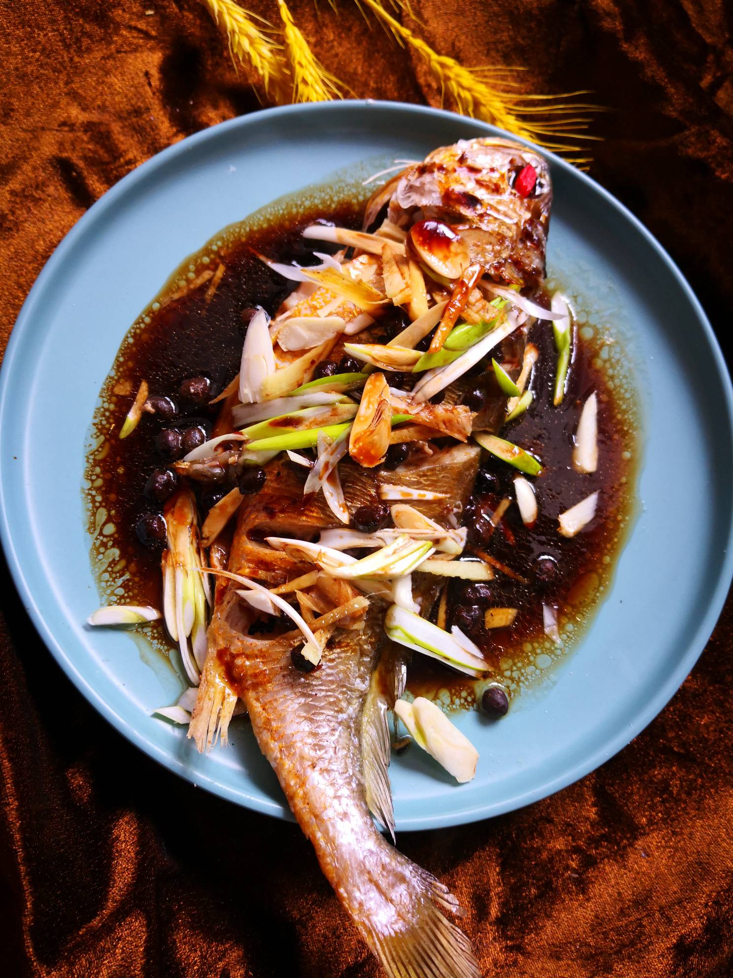 豆豉黃花魚的做法-豆瓣味蒸菜譜-易網健康養生網 豆豉黃花魚的做法-豆瓣味蒸菜譜