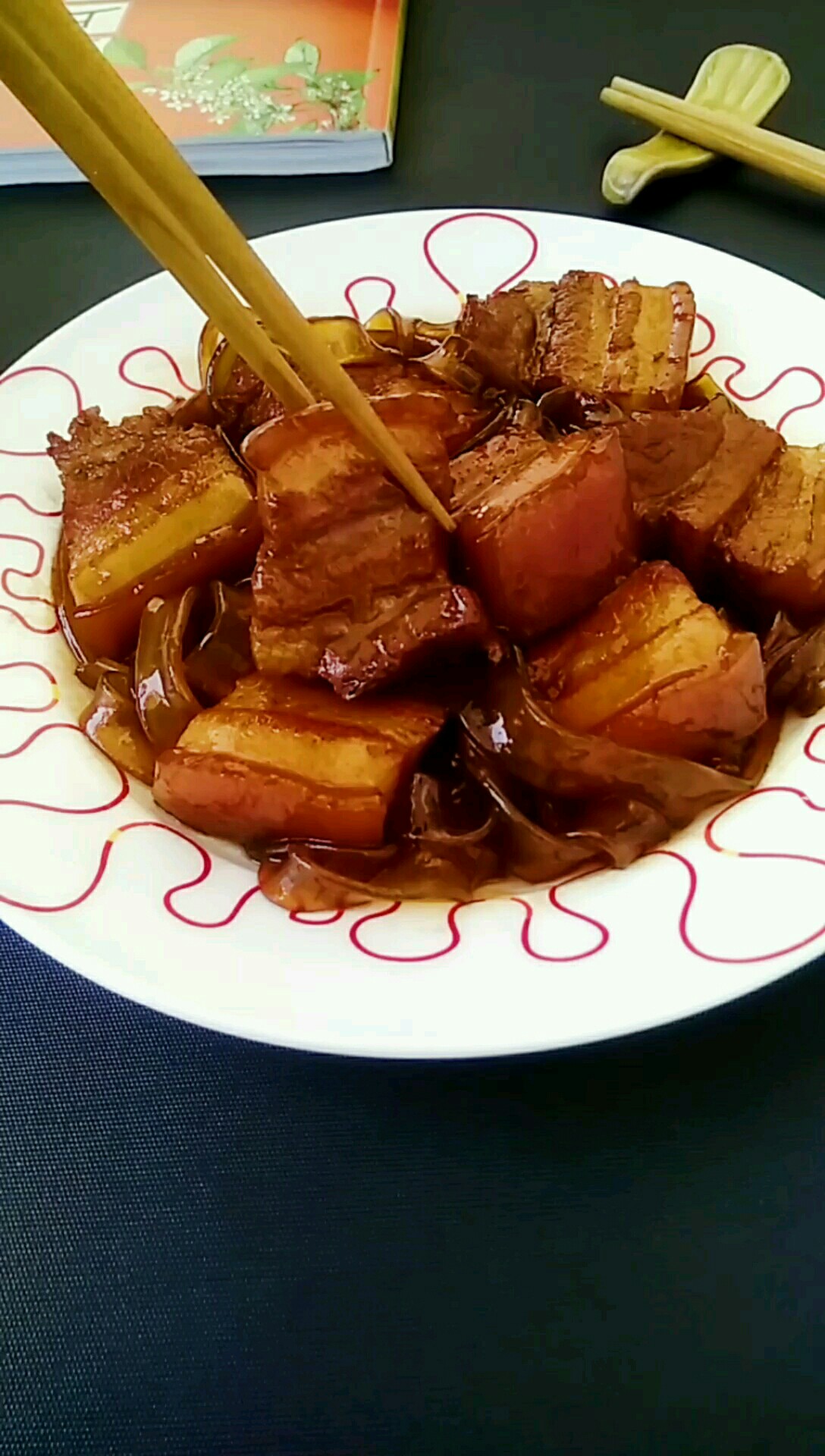 噬肉足 看過(guò)來(lái)的做法-咸鮮味燒菜譜-易網(wǎng)健康養(yǎng)生網(wǎng) 噬肉足 看過(guò)來(lái)的做法-咸鮮味燒菜譜