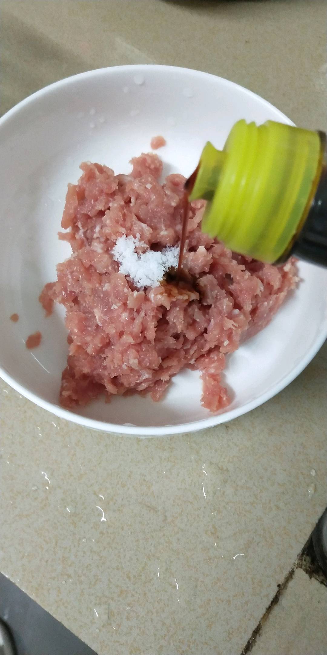 肉餅蒸蛋的做法-咸鮮味蒸菜譜-易網健康養生網 肉餅蒸蛋的做法-咸鮮味蒸菜譜