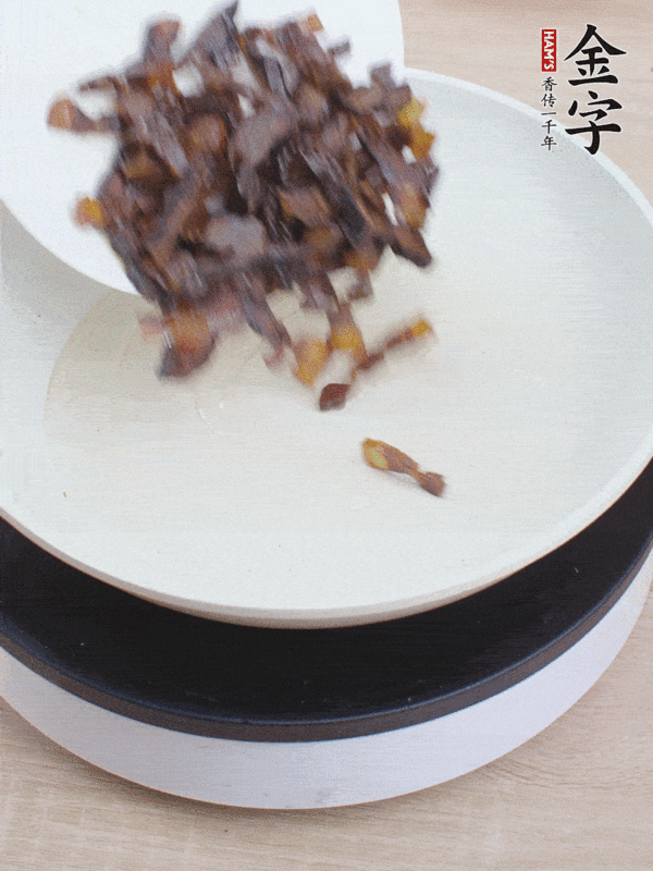 醬油肉炒四季豆的做法-家常味炒菜譜-易網健康養生網 醬油肉炒四季豆的做法-家常味炒菜譜
