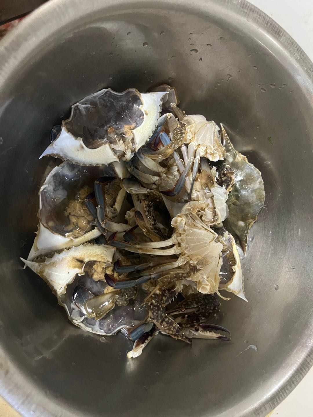 梭子蟹炒年糕的做法-咸鮮味燒菜譜-易網<a href=http://www.weilaijie.cn/ target=_blank class=infotextkey>健康養生</a>網 梭子蟹炒年糕的做法-咸鮮味燒菜譜