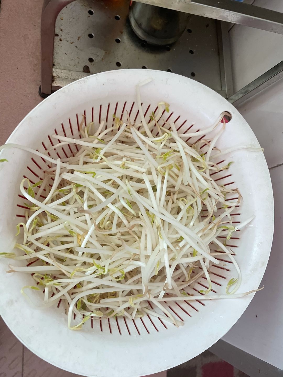炒豬血的做法-咸鮮味炒菜譜-易網健康養生網 炒豬血的做法-咸鮮味炒菜譜
