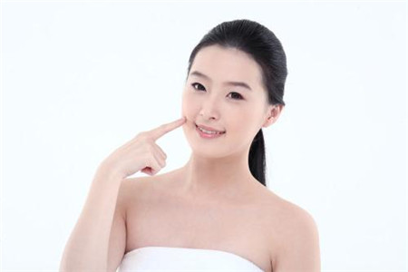 緩解肌膚問題,敏感肌患者應(yīng)該注意的那些護(hù)膚技巧-易網(wǎng)健康養(yǎng)生網(wǎng) 緩解肌膚問題,敏感肌患者應(yīng)該注意的那些護(hù)膚技巧