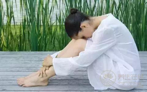 這個部位出汗，竟是中風前兆！夏天到了，都得注意！