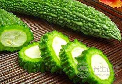 消夏要多吃苦瓜 消夏要多吃苦瓜