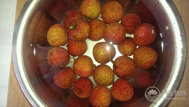 夏季是荔枝的季節,怎么吃荔枝不上火? 夏季是荔枝的季節,怎么吃荔枝不上火?
