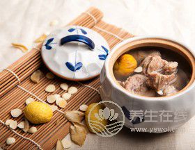 金秋板栗正當時,做菜這么吃還能補腎 金秋板栗正當時,做菜這么吃還能補腎