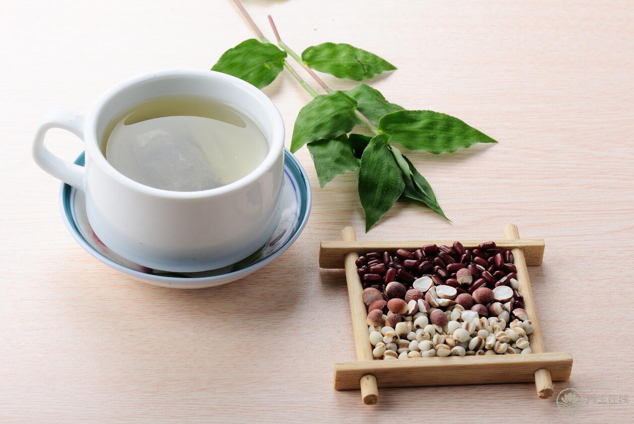 濕為夏之主氣，夏日養(yǎng)生來碗健脾祛濕飲