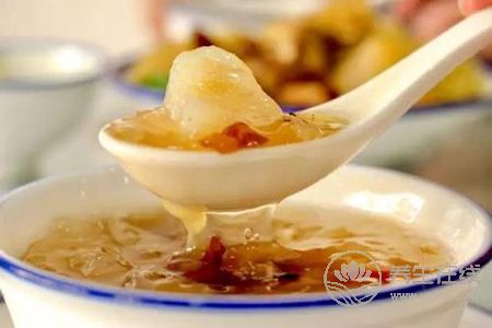 秋季吃什么對(duì)睡眠好呢?按摩哪些穴位有助于睡眠?