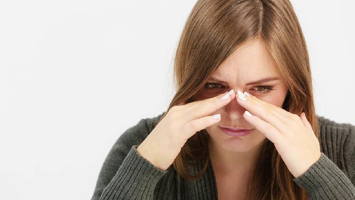 不同類(lèi)型鼻炎可以用哪些藥治療 春天鼻炎高發(fā)六種藥膳對(duì)癥下藥