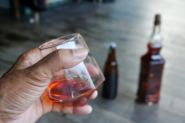 飲用藥酒中毒，原因就在雪上一支蒿