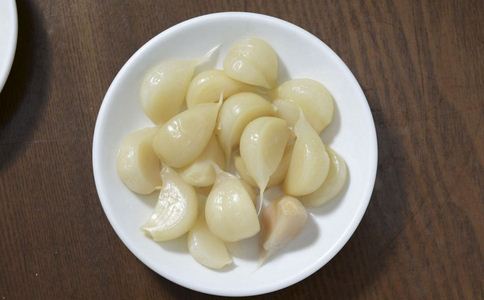 大蒜 干眼癥 上火 <a href=http://www.weilaijie.cn/tags-白內障.html target=_blank class=infotextkey>白內障</a> 養肝