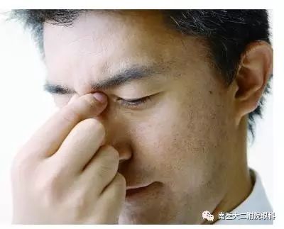 眼睛看不清?這些危害你不能不知道! 眼睛看不清?這些危害你不能不知道!