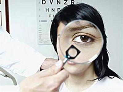 眼鏡沒壞、度數(shù)也夠，為什么要換？