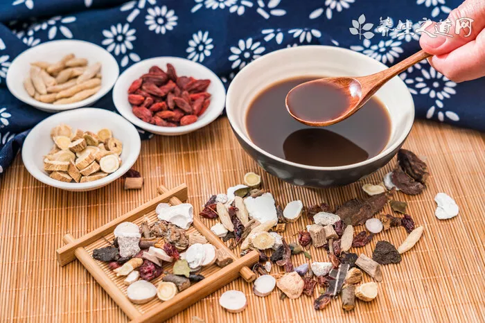 太甜的沖劑藥會導(dǎo)致糖尿病嗎 引起糖尿病的因素是什么